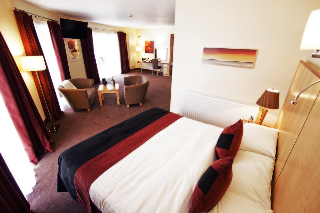 La Mon & Country Club Castlereagh
